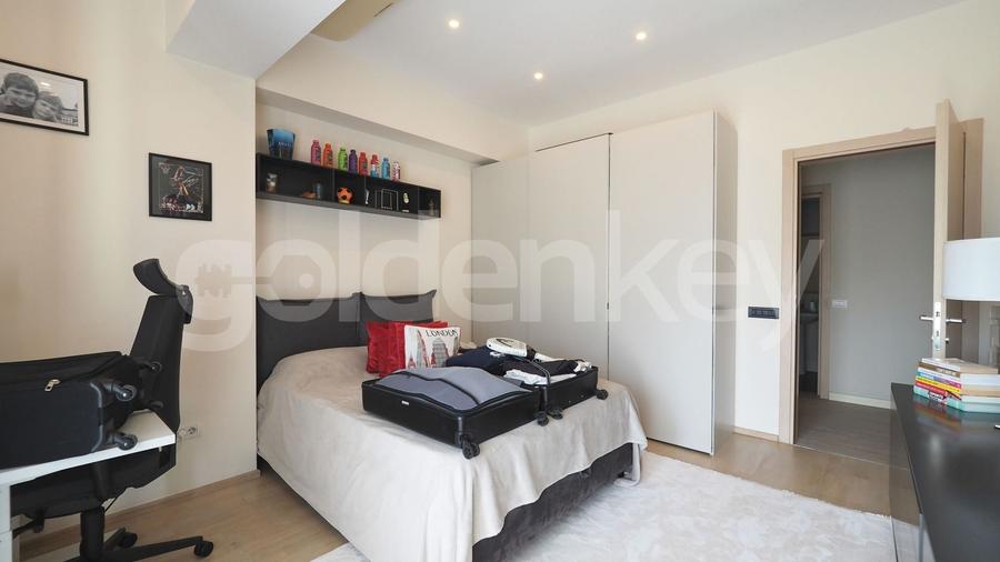 Apartament cu 4 camere decomandat, mobilat în Herăstrău