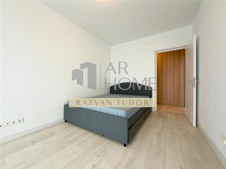 Apartament cu 3 camere decomandat, mobilat în Vest