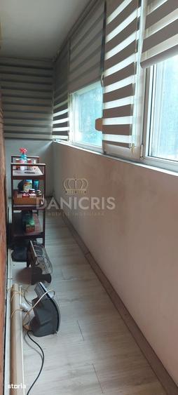 Apartament cu 4 camere decomandat în Tomis III