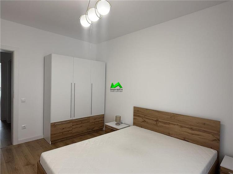 Apartament cu 3 camere decomandat în Hipodrom 3