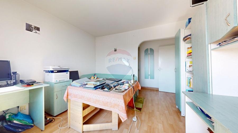 Apartament cu 3 camere de vânzare în zona Centrala, Fagaras - 13