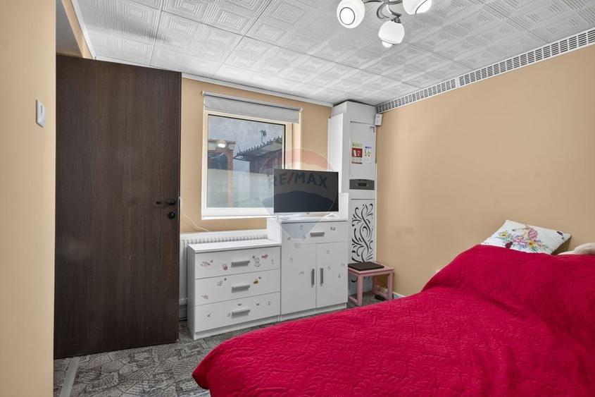 Casă individuală cu 3 camere cu Teren 252 Mp în Aradul Nou