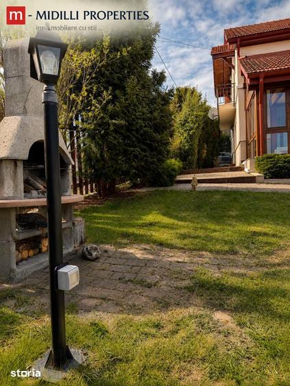 Casă cu 5 camere decomandat cu Teren 639 Mp în Borhanci