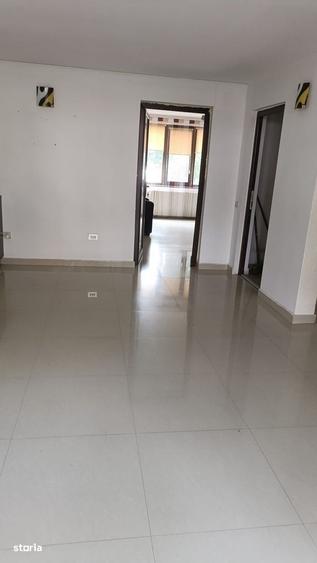 Apartament 3 camere/ Zona 1 Mai / - 4