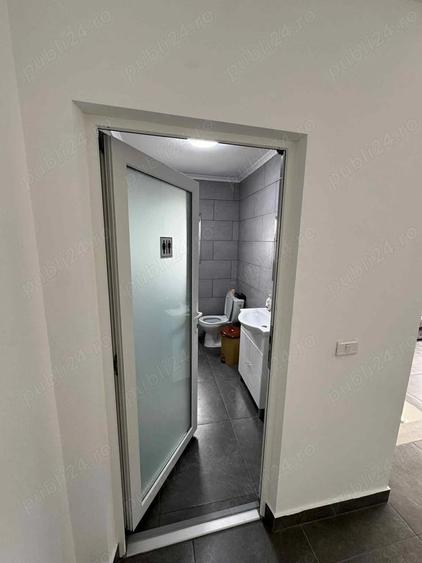 Spațiu comercial, de 12 mp, în Central