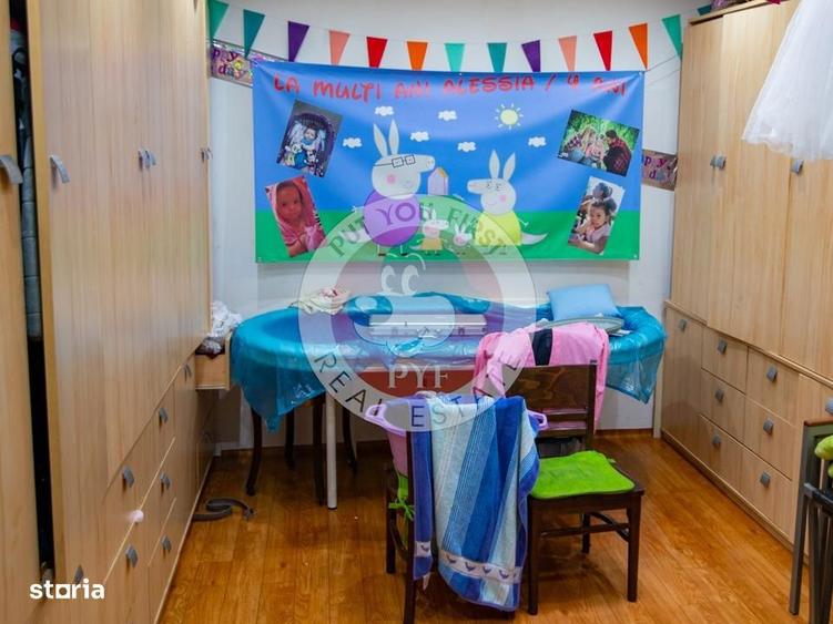 Apartament cu 7 camere semidecomandat în Romană