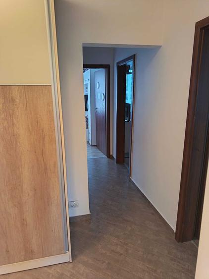 Casă cu 3 camere în Apărătorii Patriei
