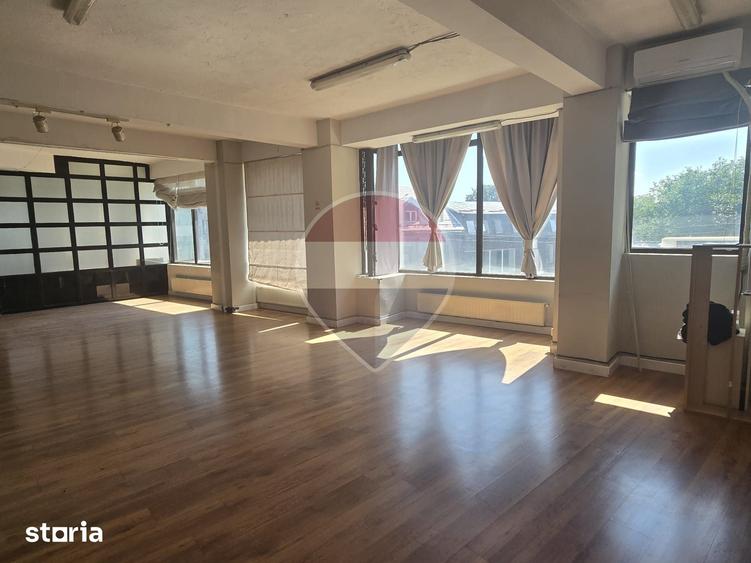Spațiu comercial, de 230 mp, în Gara de Nord