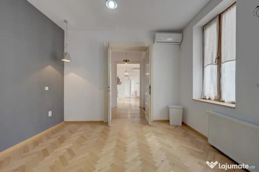 In Cartierul Evreiesc, casa 3 camere pivnita si mansarda ope - 12