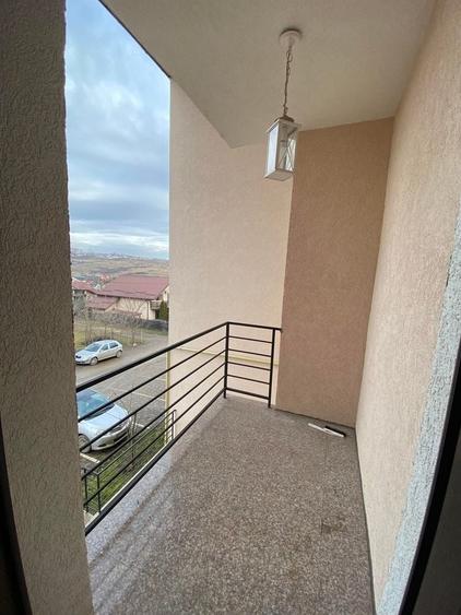 Apartament cu 3 camere în Valea Lupului