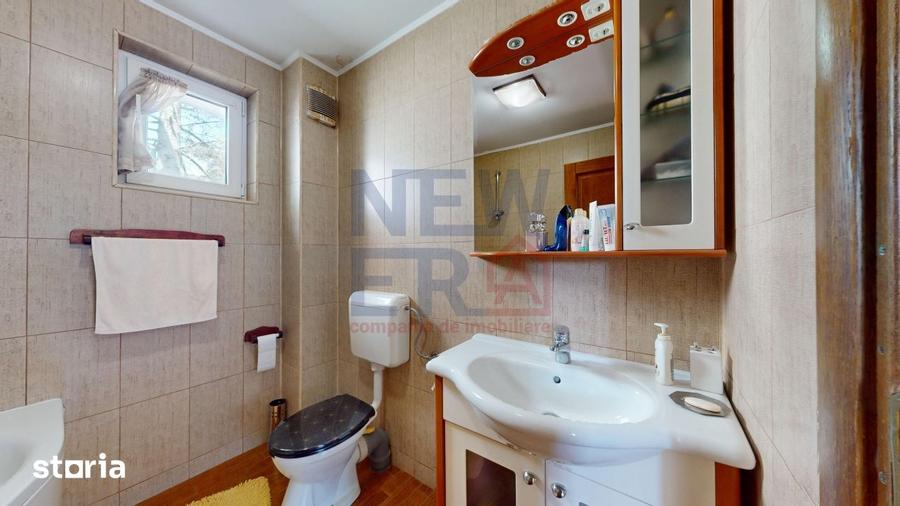 Casă cu 4 camere cu Teren 116 Mp în Grivița