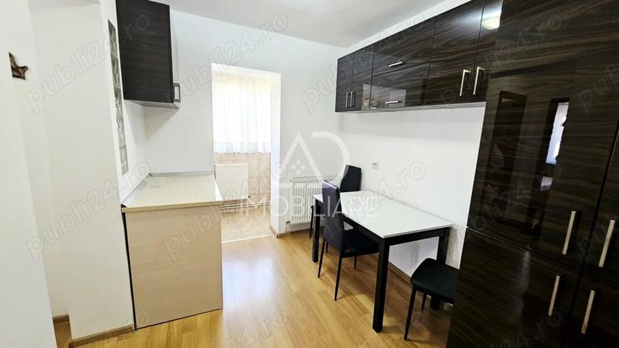 Apartament cu 2 camere decomandat în Central