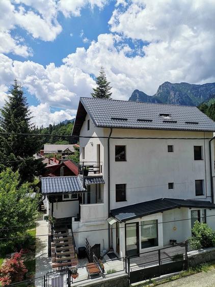 Casă cu Teren 540 Mp în Valea Alba