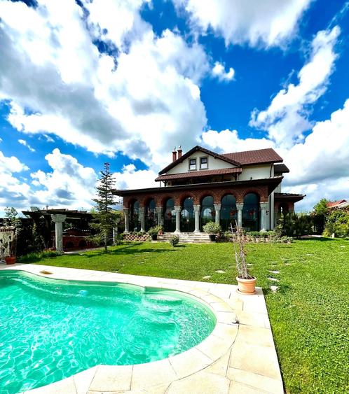 Casă individuală cu 8 camere cu Piscina în Corbeanca