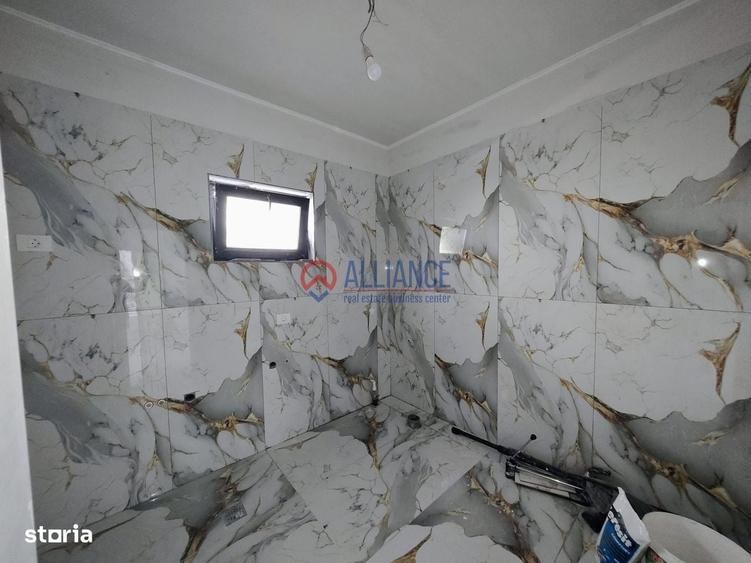 Casă cu 3 camere decomandat în Valu lui Traian