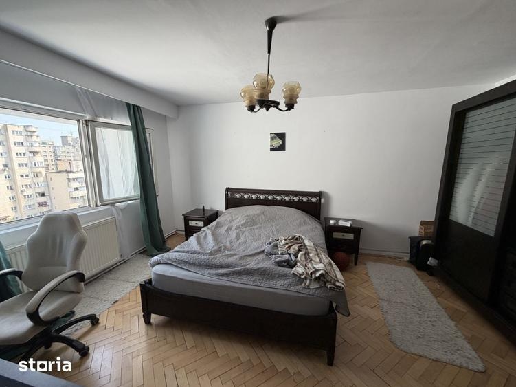 Apartament cu 4 camere în Mărăști