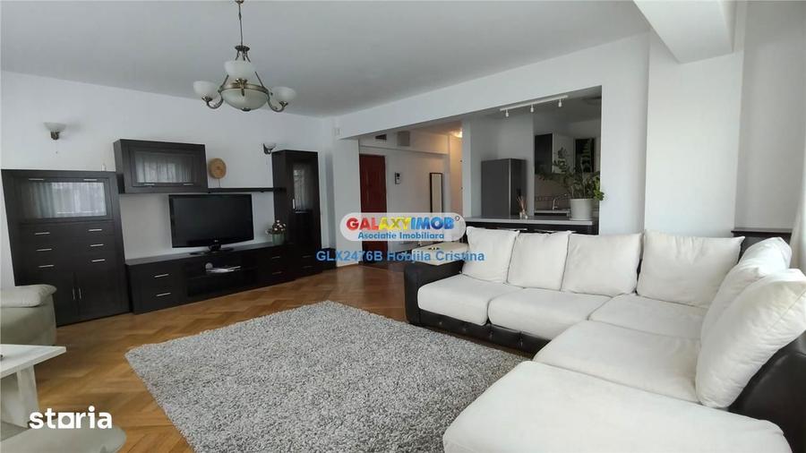 Apartament cu 3 camere, mobilat în Central