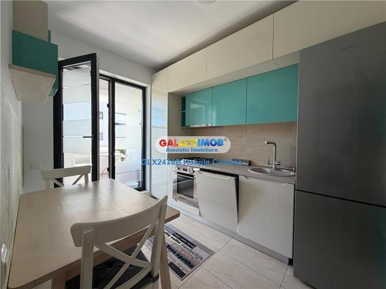 Apartament cu 3 camere semidecomandat, mobilat în Băneasa
