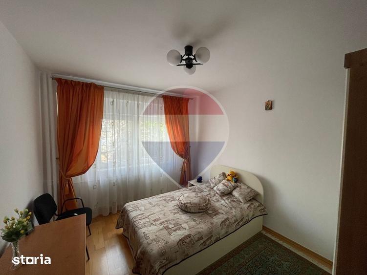 Apartament cu 3 camere în 13 Septembrie