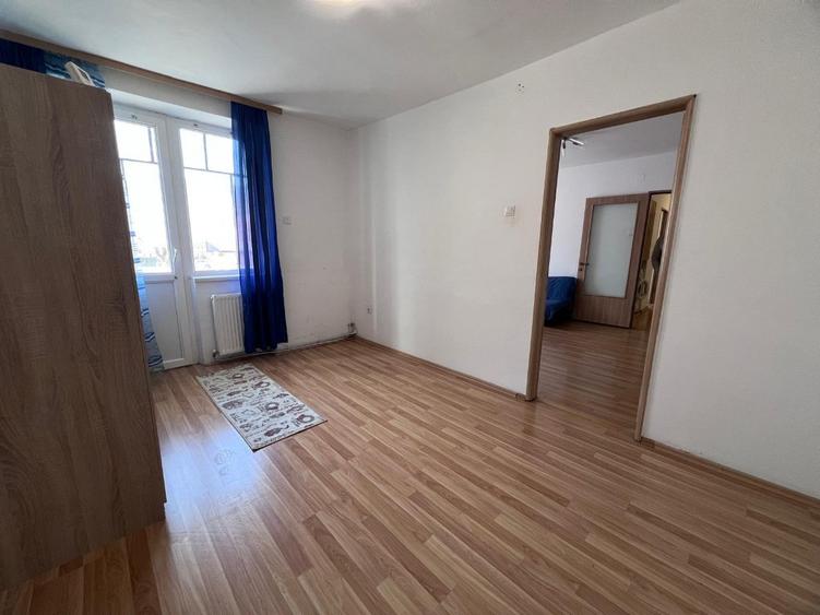 Apartament cu 2 camere semidecomandat în Ultracentral
