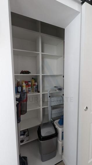 Apartament cu 3 camere decomandat, mobilat în Șelimbăr