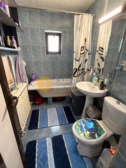 Apartament cu 3 camere decomandat, mobilat în Tomești