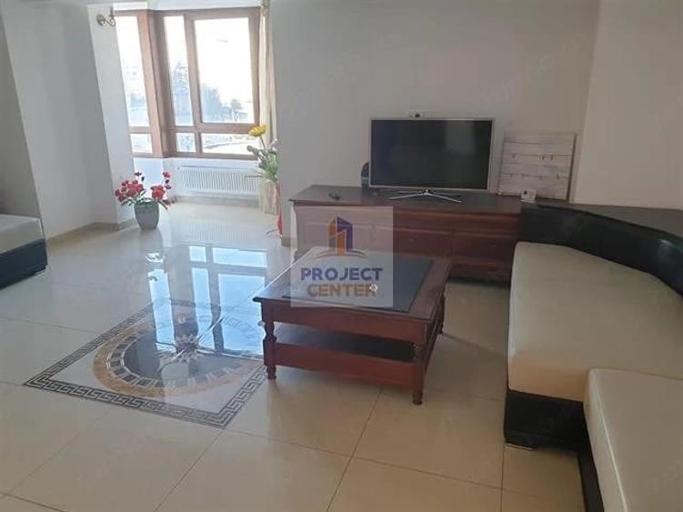 Apartament cu 3 camere decomandat în Ultracentral