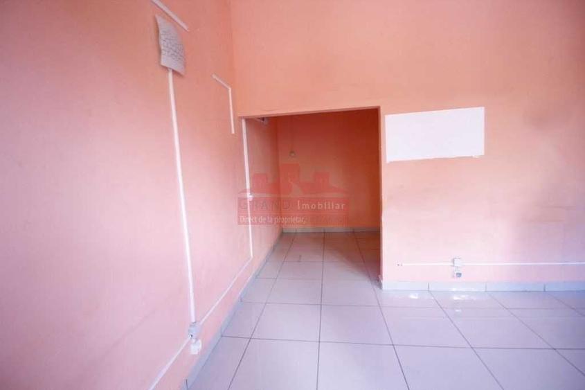 Spațiu comercial, de 35 mp, în Titan