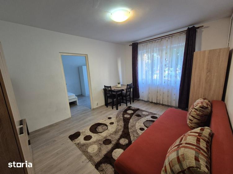 Apartament cu 2 camere nedecomandat, mobilat în Cedonia