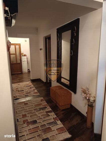Apartament cu 2 camere, mobilat în Delfinariu