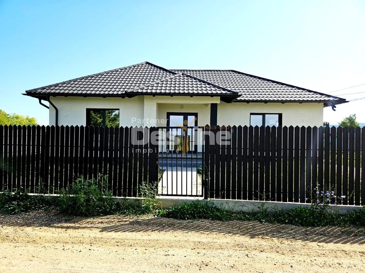 Casă individuală cu 3 camere cu Teren 350 Mp în Vișan