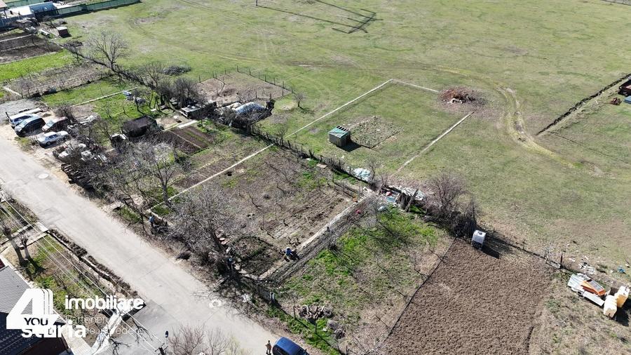 Teren de 1200 mp, în Fântânele
