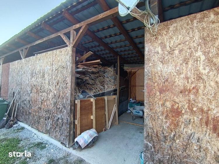 Casă cu 3 camere cu Teren 800 Mp în Var