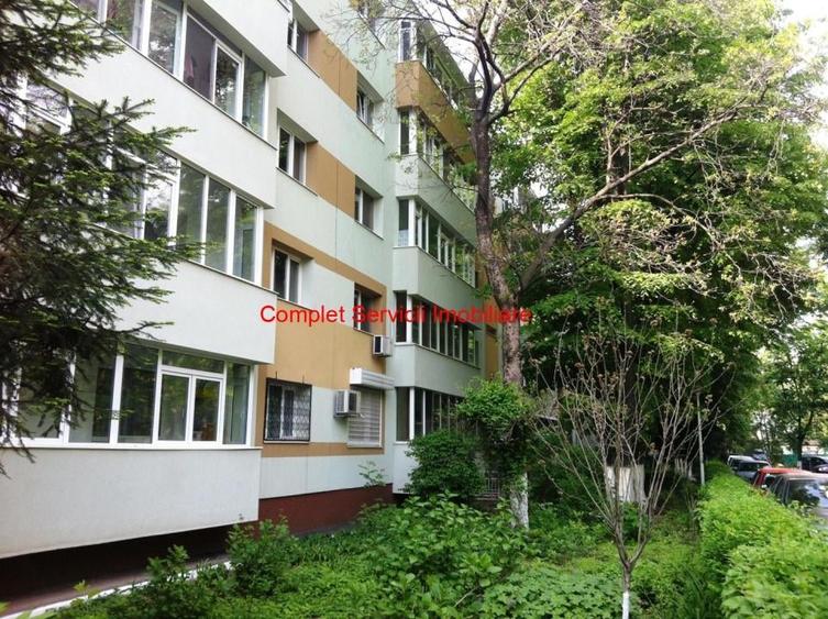 Apartament cu 2 camere în Drumul Taberei
