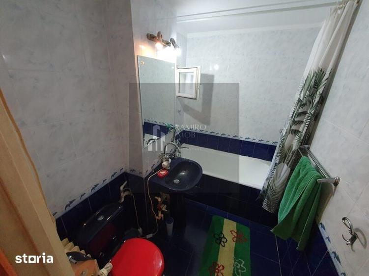 Apartament cu 4 camere decomandat în Pantelimon
