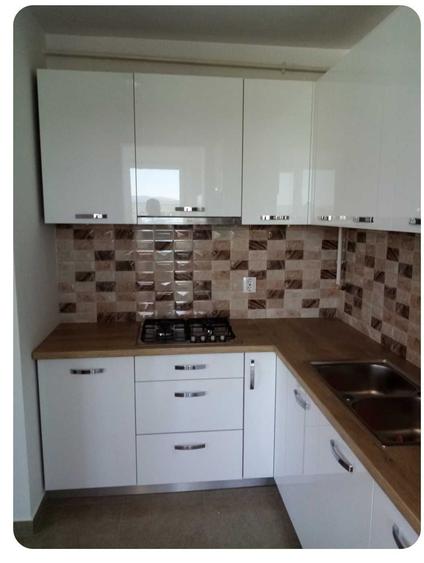 Apartament cu 2 camere decomandat în Florești