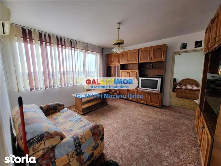 Apartament cu 3 camere semidecomandat, mobilat în Nord