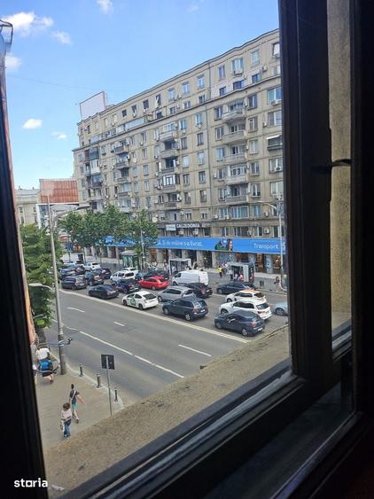 Apartament cu 3 camere în Magheru