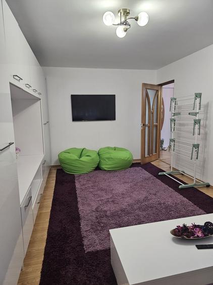Apartament cu 2 camere decomandat în Popoveni