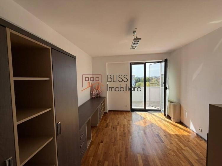 Apartament cu 4 camere decomandat în Iancu Nicolae