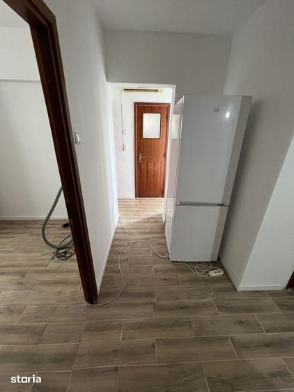 Apartament cu 3 camere în Colentina
