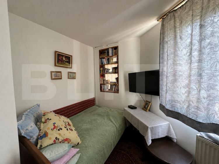 Casă cu 5 camere cu Teren 2036 Mp în Central