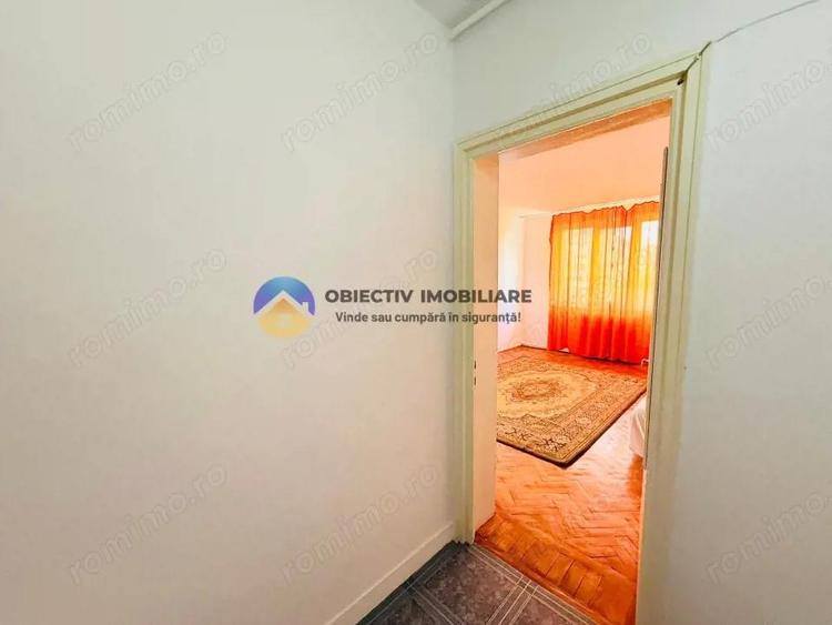 Apartament cu 2 camere semidecomandat în Sud
