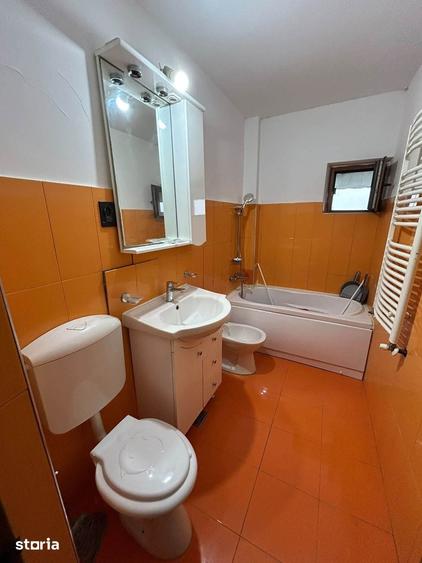 Apartament cu 3 camere în Ultracentral