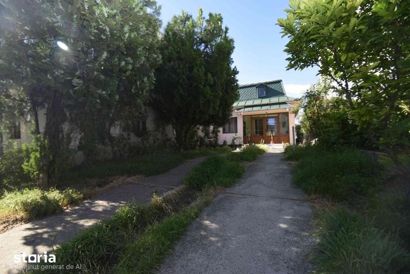 Casă cu 4 camere cu Teren 656 Mp în Brestei