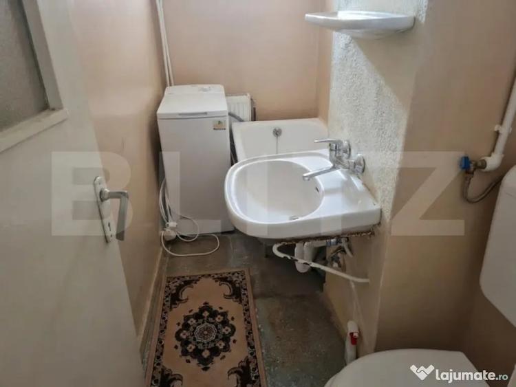 Apartament cu 2 camere semidecomandat în Micro 5