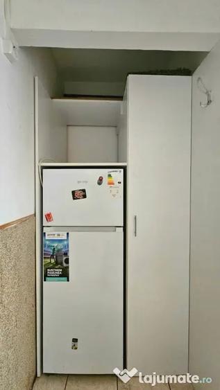 Apartament cu 3 camere semidecomandat în Drumul Taberei