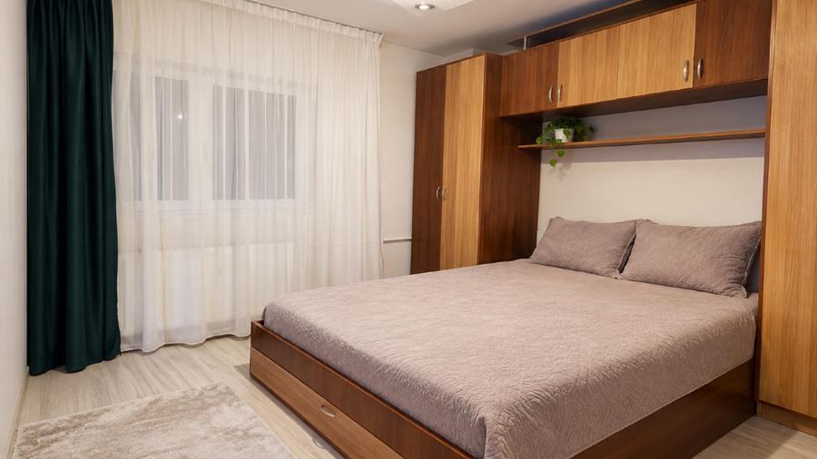 Apartament cu 2 camere semidecomandat în Păcii