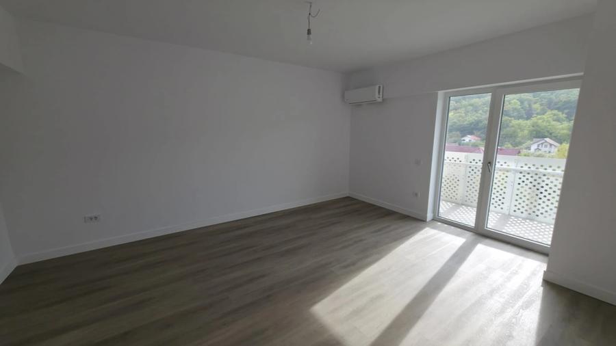 Apartament cu 2 camere decomandat în Alexandru cel Bun