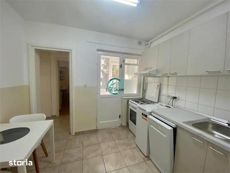 Apartament cu 2 camere decomandat, mobilat în Cornișa